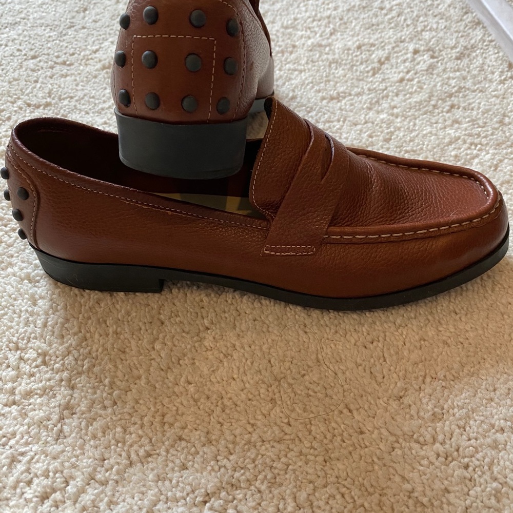 Shoes - Picture 2 of 3